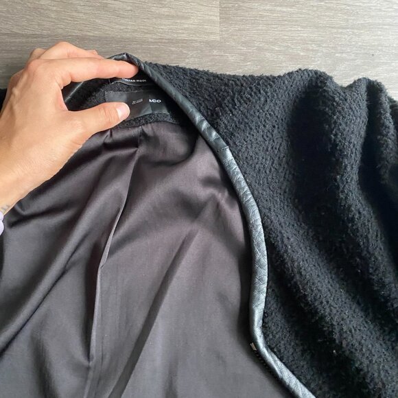 Club Monaco Black Italian Wool Bracelet-Sleeve Coat with Lamb Leather Trim - Picture 9 of 13
